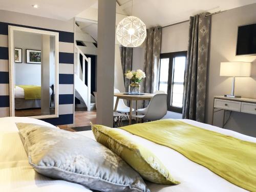 Hotel Les Suites - Domaine de Crécy