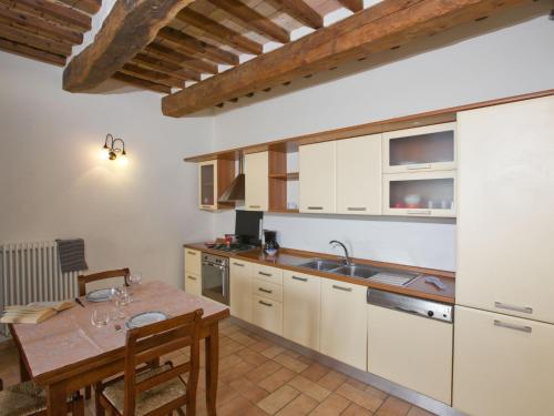 virtuve, Mansion in Sant'Angelo with Valley Views in Sant' Angelo in Vado