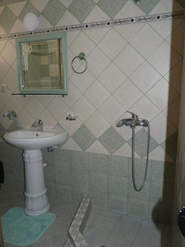 Apartment Dejvi - image 2