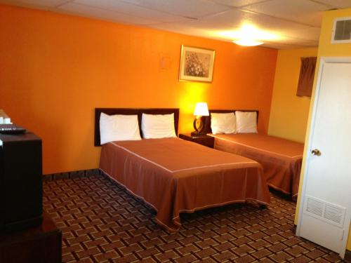 Red Carpet Inn Niagara Falls in Niagara Falls, USA