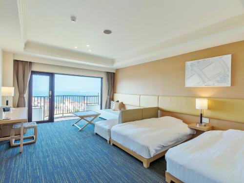 Standard Room with Ocean View