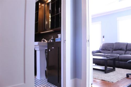 Comfortable 2 Bedroom 1 bathroom house