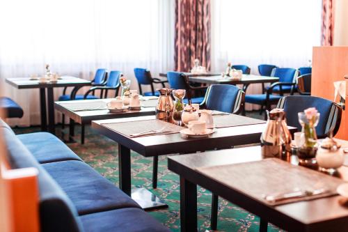 餐廳, PLAZA Hotel Blankenburg Ditzingen, Sure Hotel Collection in 迪欽根