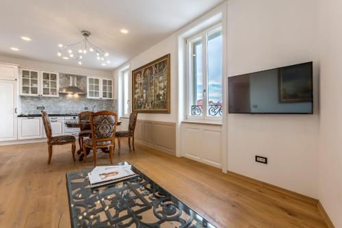 Queen Apartment, Split (photo 8)
