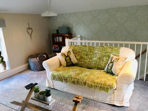 B&B Louth - The Old Coach House at Stewton - Bed and Breakfast Louth