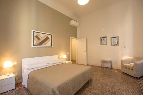 Piazza Paradiso Accommodation - image 8