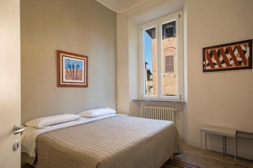 Piazza Paradiso Accomodation - Tap to explore photos