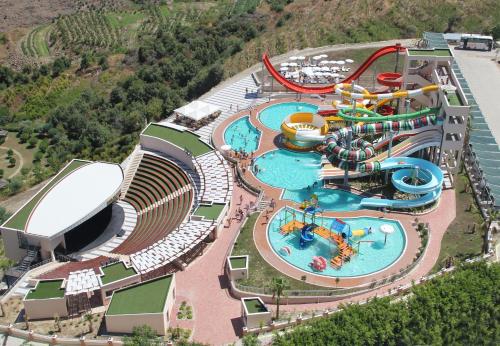 Gold City 1+1 Villa in Free Aquapark - Accommodation - Alanya