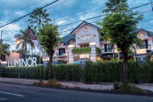 Luminor Hotel Jember By WH