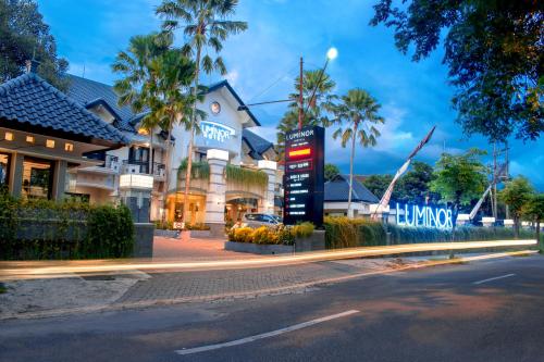 Luminor Hotel Jember By WH
