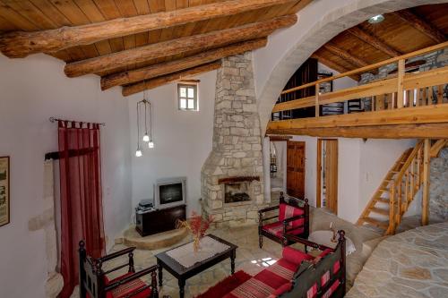  Ideal small family, traditional village close to beaches in Dhoulianá