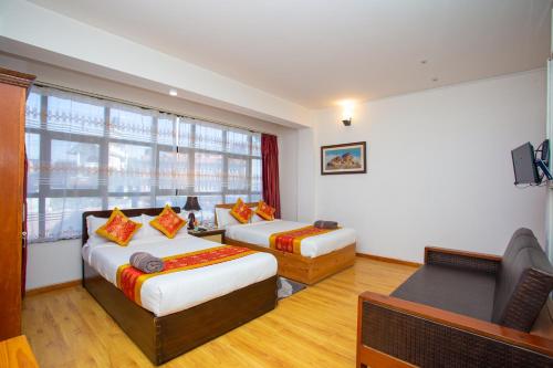 room detail thumbnail 0