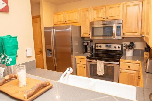 105 Aspenwood Lodge Condo - image 4