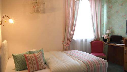 Alpina Hotel - image 3