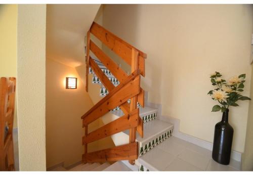30 Beach House - BBQ & Terrace - image 4