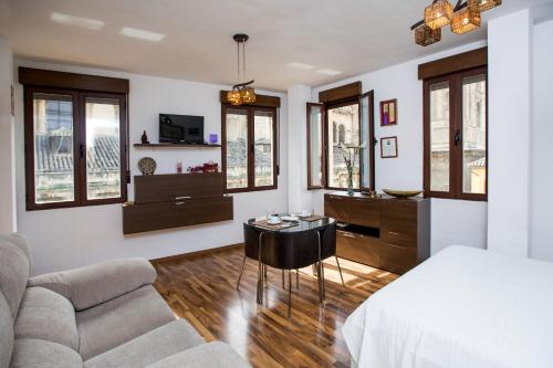 Apartamentos Casa de la Lonja - image 13