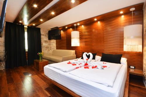 Jupiter Luxury Hotel