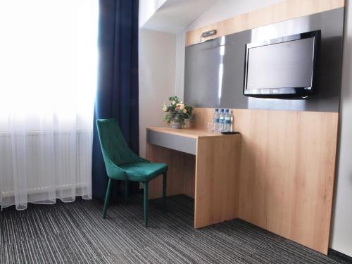 Triple Room with Private Bathroom