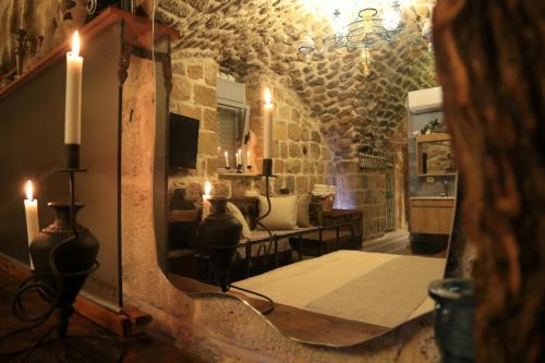 Ashash House in Acre