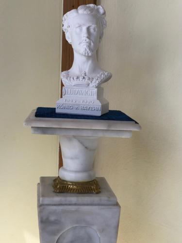 豪斯林登自助式服务公寓