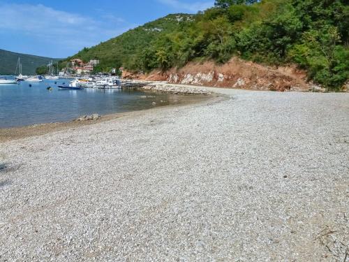  Apartment Graziella in Trget