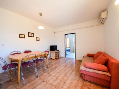  Apartment Renata.1, Unterkunft in Vantačići