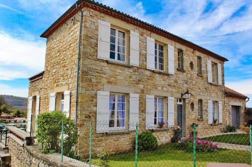 Le Presbytère B&B and Gite-Sleeps 4-6 chambre d'hôte Patrounal