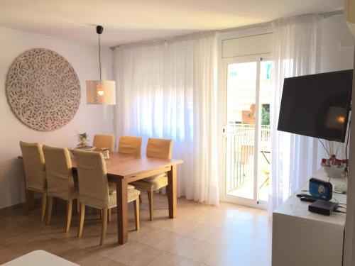 BarcelonaVacances-Katrin - Apartment - Arenys de Mar