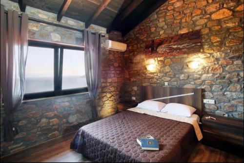  Luxus Stone House Complex ( Lithos 6 ) in Nea Iraklitsa