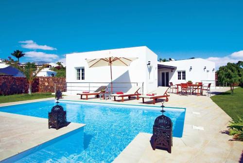  Villa Ambar in Puerto del Carmen