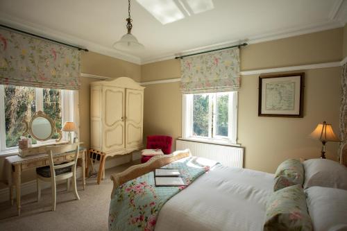 Treherne House & The Malvern Retreat - image 2