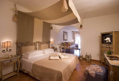 Colonna Grand Hotel Capo Testa - image 10