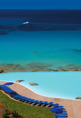 COLONNA GRAND HOTEL CAPO TESTA, a Colonna Luxury Beach Hotel, Santa Teresa Sardegna