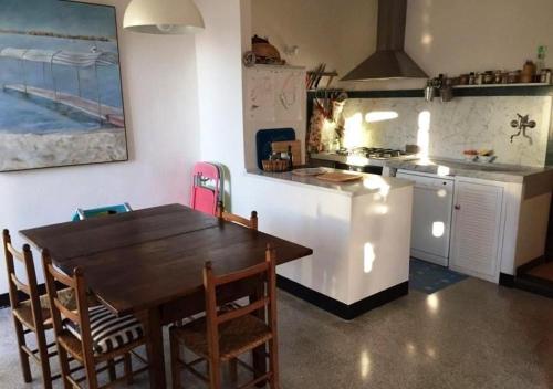 Two-Bedroom Apartment image 6