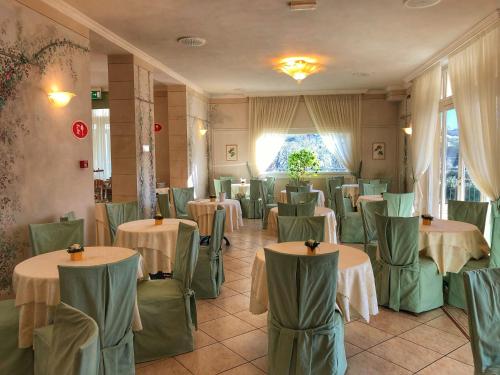 Hotel La Perla - image 5
