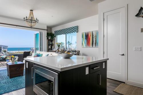 Ocean View 3 Bedrooms Condo, just steps from the park, pier & water! in Imperial Beach