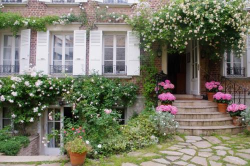 Entré, Villa Escudier in Boulogne-Billancourt