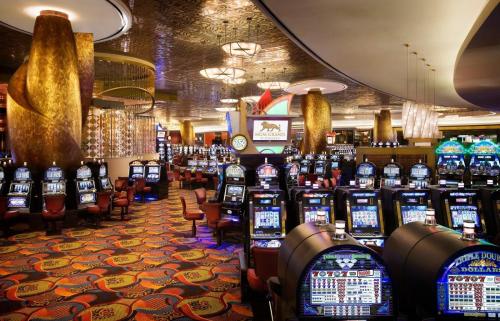 The Fox Tower at Foxwoods - image 9