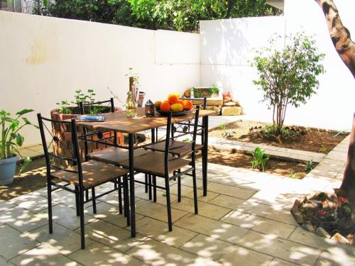  Garden cozy nest, studio in Athen