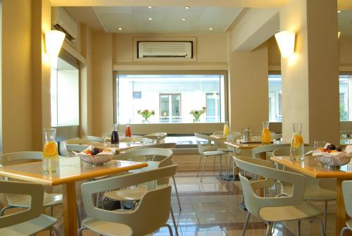 Philippos Hotel - main image