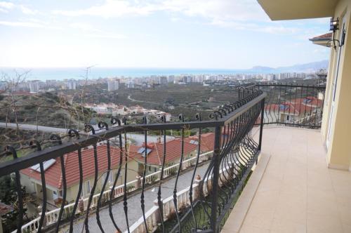 Gold City Private Villa 3+1 with Free AquaPark