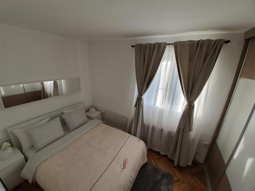 Apartment New Belgrade Home - image 13