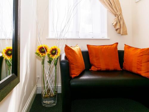 Top 12 London Northolt Vacation Rentals Apartments Hotels 9flats