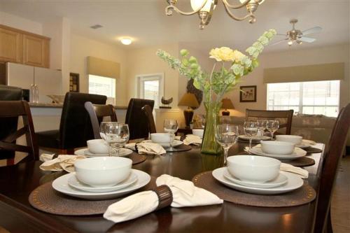 5 Bedroom With Splash Pool In Paradise Palms! Townhouse - image 2
