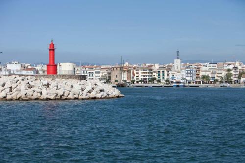 Port Eugeni - image 9