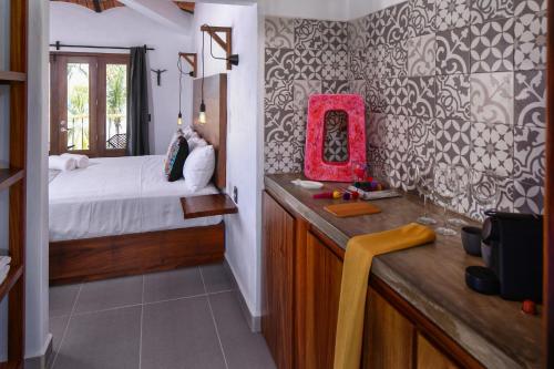 190013625 DISTRITO 88 - Hotel Boutique Only Adults