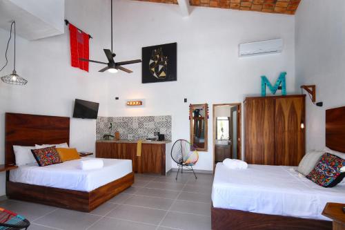 190013631 DISTRITO 88 - Hotel Boutique Only Adults