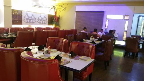 Restorāns, Nagpal Regency Hotel in Ludiana