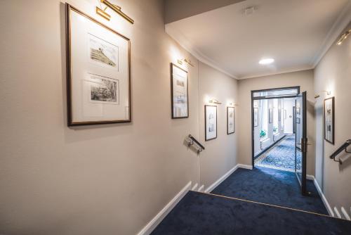Hotel Suitess - image 7