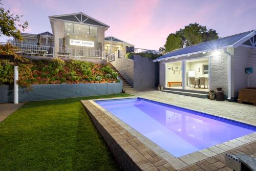 Exterior view of View Lodge